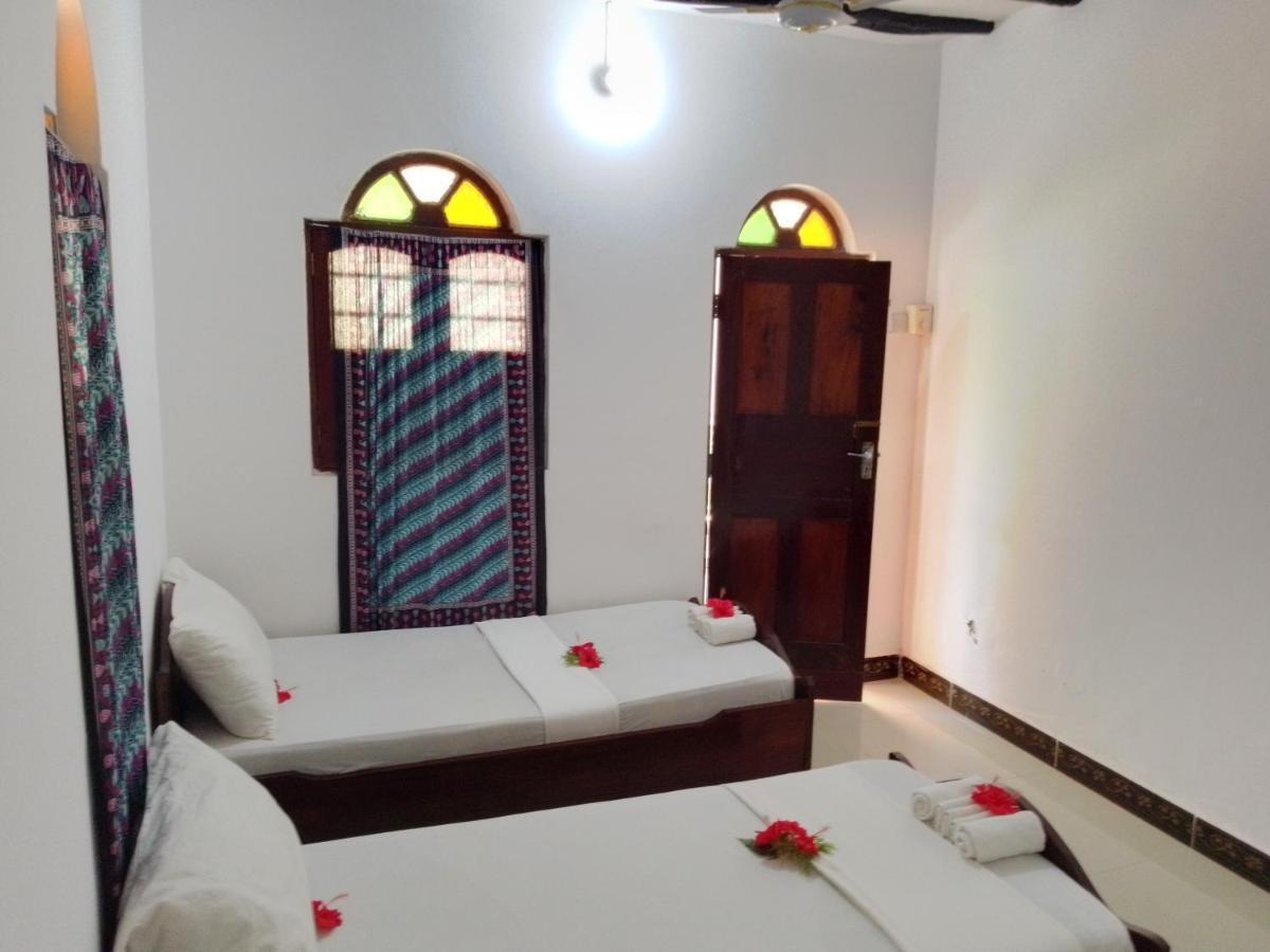 H & H Bungalows Nungwi Extérieur photo