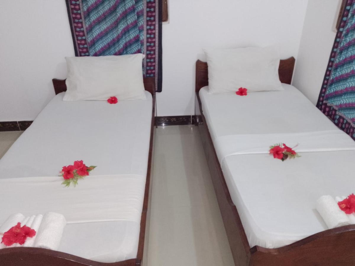 H & H Bungalows Nungwi Extérieur photo