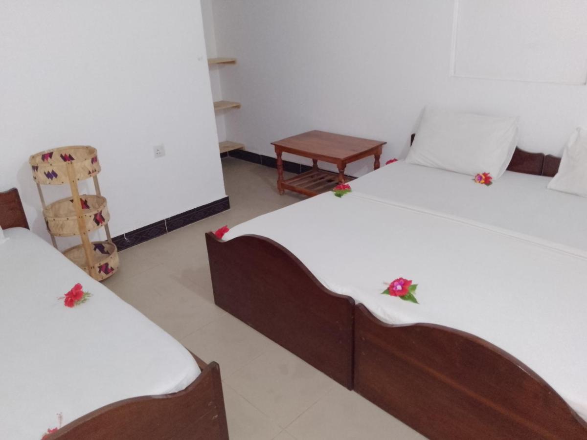 H & H Bungalows Nungwi Extérieur photo